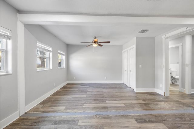 3901 W PLATT STREET, Tampa, FL 33609