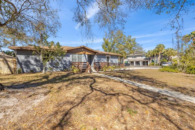 3901 W PLATT STREET, Tampa, FL 33609