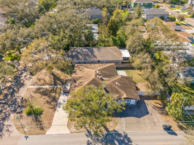 3901 W PLATT STREET, Tampa, FL 33609