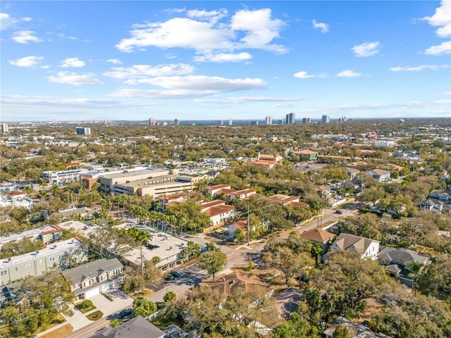 3901 W PLATT STREET, Tampa, FL 33609