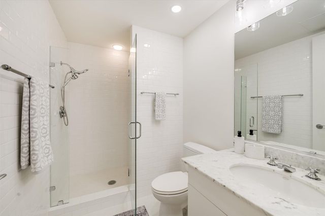 901 W 9th ST 203, Austin, TX 78703