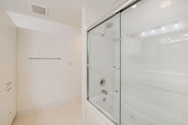 901 W 9th ST 203, Austin, TX 78703