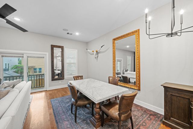 816 E 38th St C, Houston, TX 77022