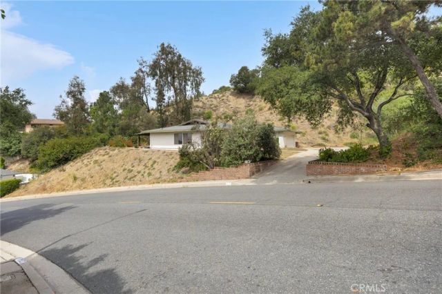 3737 San Augustine, Glendale, CA 91206