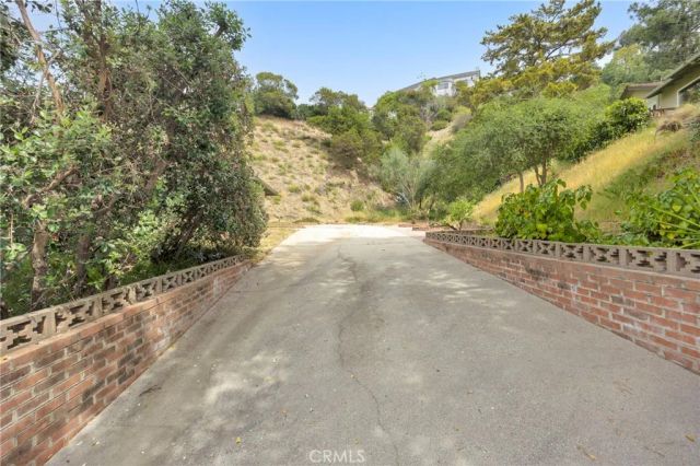 3737 San Augustine, Glendale, CA 91206