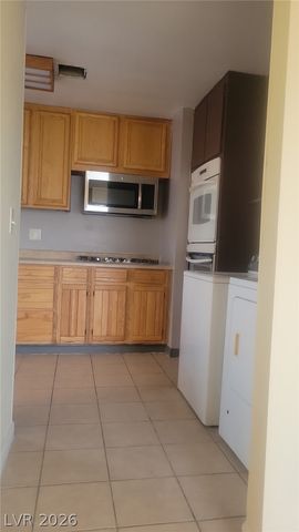 4617 Stacey Avenue, Las Vegas, NV 89108