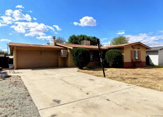 565 S Taylor St, Hemet, CA 92543