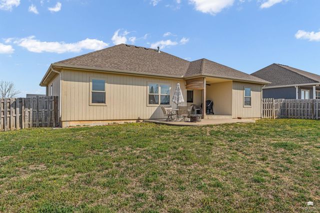 1913 Thompson, Junction City, KS 66441