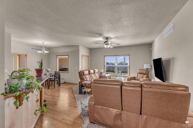 1913 Thompson, Junction City, KS 66441