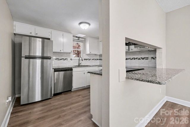 2312 Brook Canyon Drive, Charlotte, NC 28212