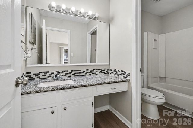 2312 Brook Canyon Drive, Charlotte, NC 28212