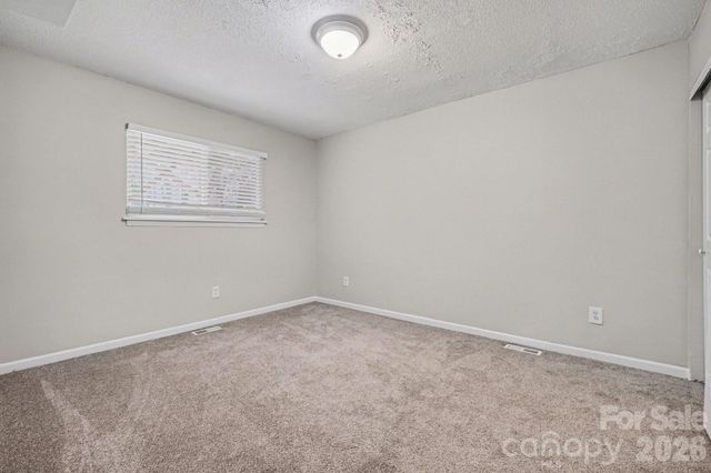 2312 Brook Canyon Drive, Charlotte, NC 28212