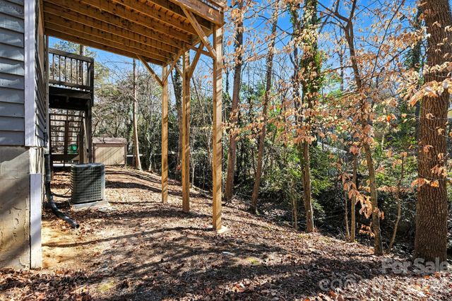 2312 Brook Canyon Drive, Charlotte, NC 28212