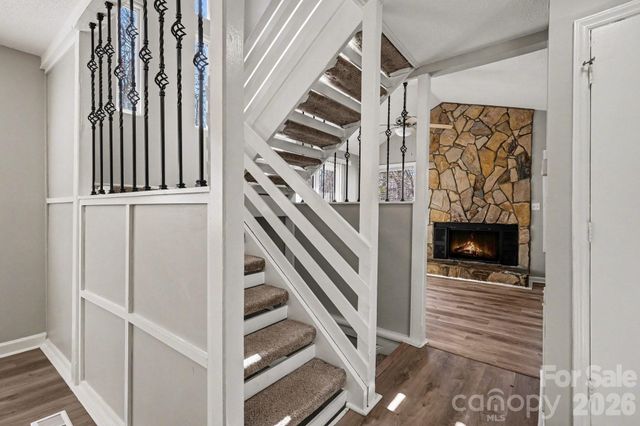 2312 Brook Canyon Drive, Charlotte, NC 28212