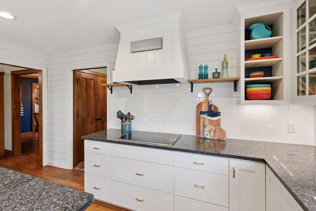 5827 154th Street E, Faribault, MN 55021