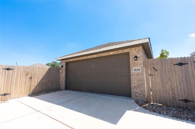 1629 Arapaho Mountain PASS, Leander, TX 78641