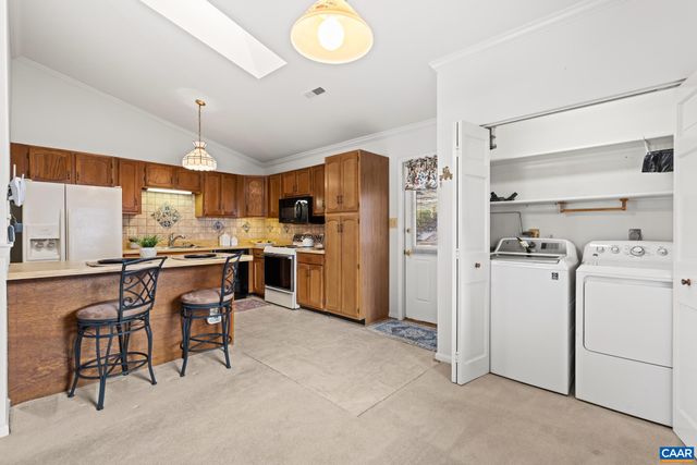 540 WOODMONT DR, Charlottesville, VA 22901