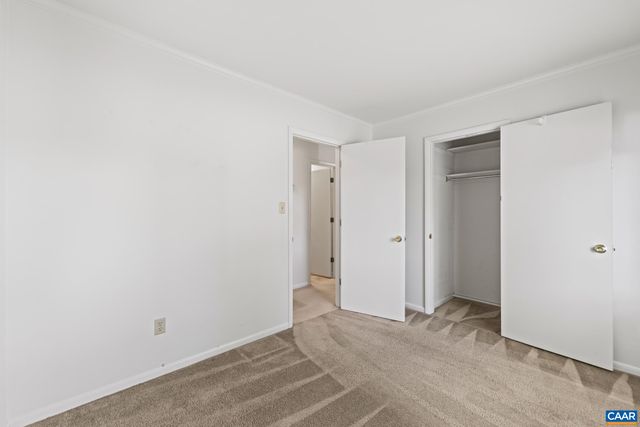 540 WOODMONT DR, Charlottesville, VA 22901