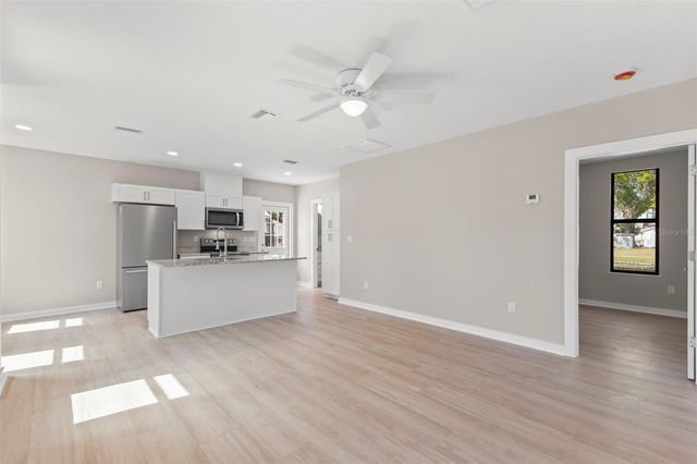 3901 45TH AVENUE N, St Petersburg, FL 33714