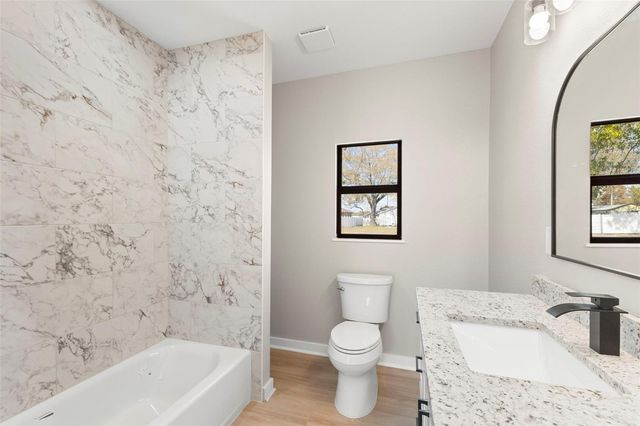 3901 45TH AVENUE N, St Petersburg, FL 33714