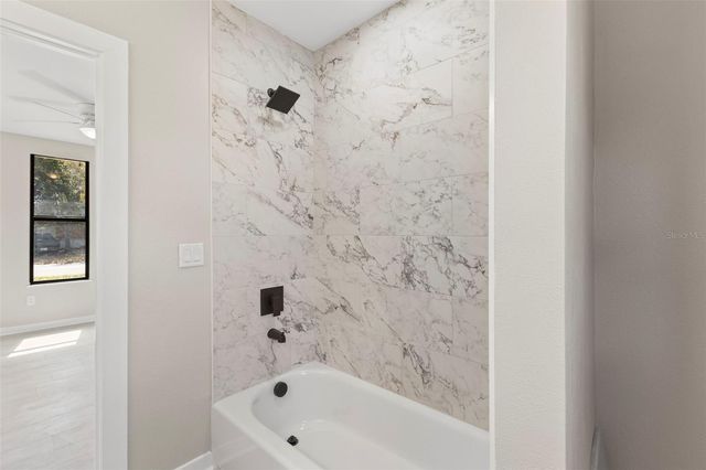 3901 45TH AVENUE N, St Petersburg, FL 33714