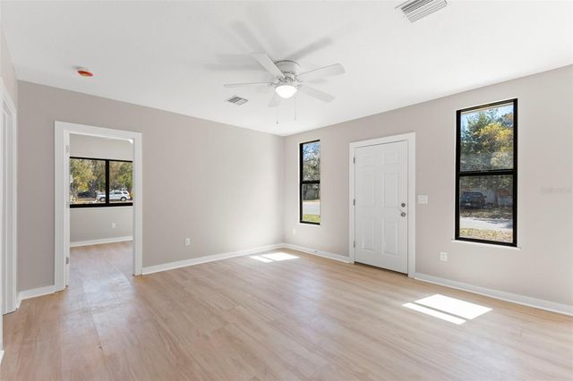 3901 45TH AVENUE N, St Petersburg, FL 33714