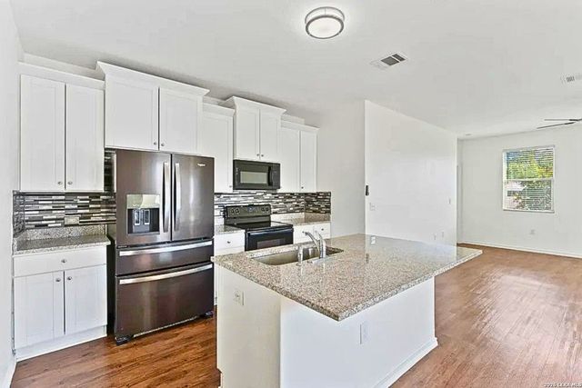 6630 Freedom Ridge, San Antonio, TX 78242