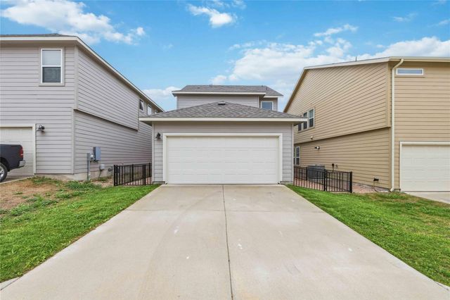 272 Lost Mine Peak LN, Dripping Springs, TX 78620