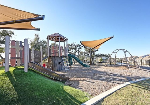 272 Lost Mine Peak LN, Dripping Springs, TX 78620