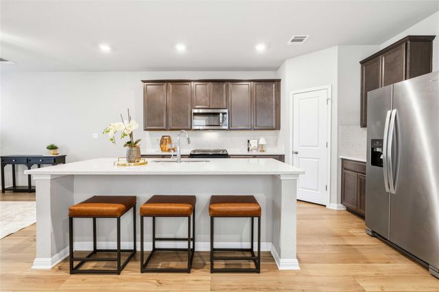 272 Lost Mine Peak LN, Dripping Springs, TX 78620