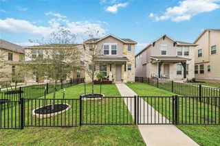 272 Lost Mine Peak LN, Dripping Springs, TX 78620