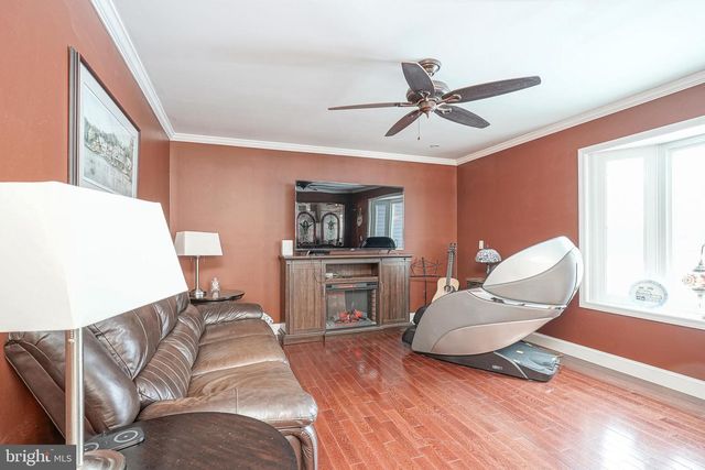 18 CRYSTA CT, Franklinville, NJ 08322