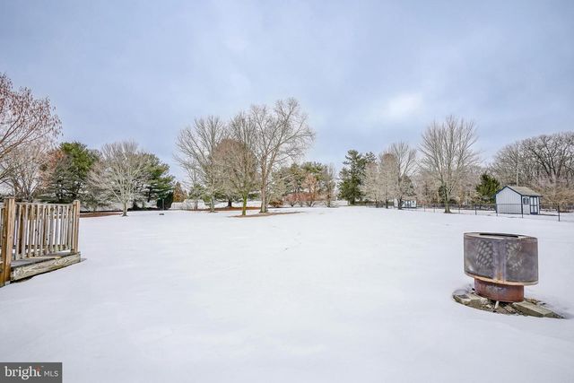 18 CRYSTA CT, Franklinville, NJ 08322