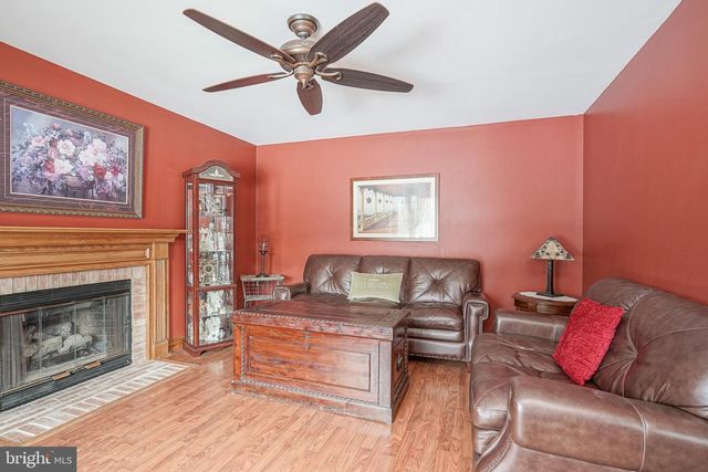 18 CRYSTA CT, Franklinville, NJ 08322