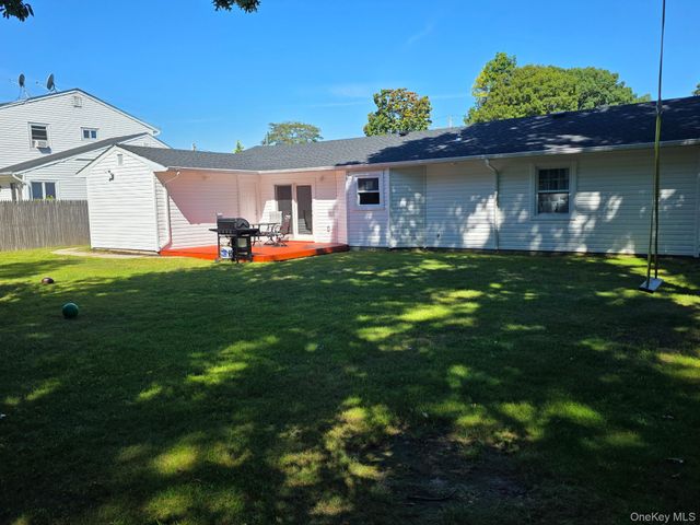 58 Appel Drive E, Shirley, NY 11967