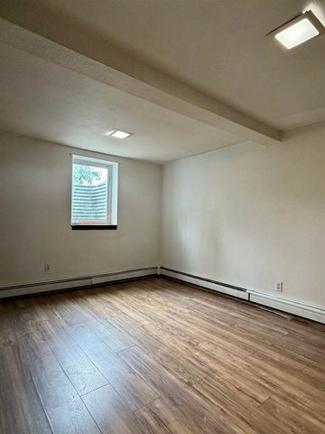 320 CHARLES STREET, Fairbanks, AK 99701