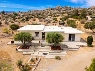 56833 Oakwood, Yucca Valley, CA 92284