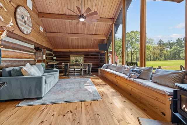 16521 FM 3204, Brownsboro, TX 75756