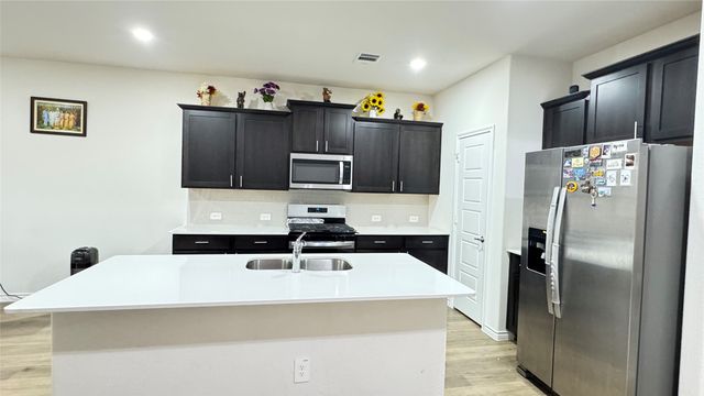 3705 Tracewood Bend, Aubrey, TX 76227