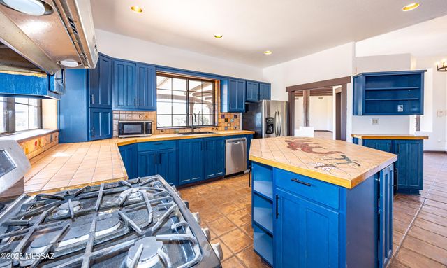 1151 E Border Road, Bisbee, AZ 85603