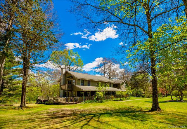15 Unity Lane, New Paltz, NY 12561