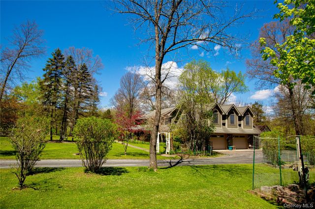 15 Unity Lane, New Paltz, NY 12561