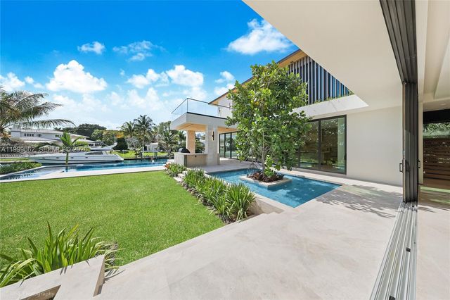 770 Lake Road, Miami, FL 33137
