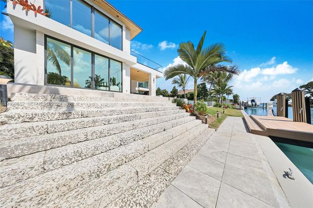 770 Lake Road, Miami, FL 33137