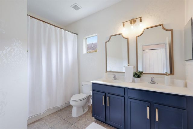 12026 FOREST PARK CIRCLE, Bradenton, FL 34211