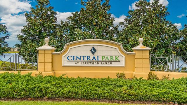 12026 FOREST PARK CIRCLE, Bradenton, FL 34211