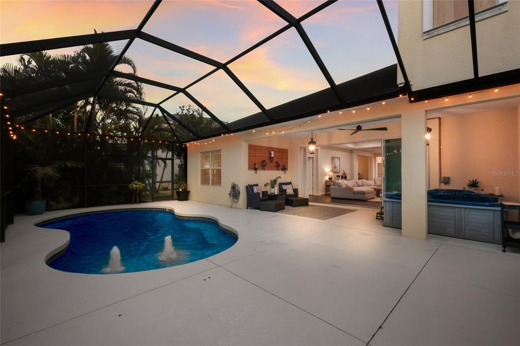 Image 51 of property listing at 12026 FOREST PARK CIRCLE, Bradenton, FL 34211