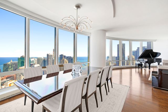401 N Wabash Avenue 44A, Chicago, IL 60611