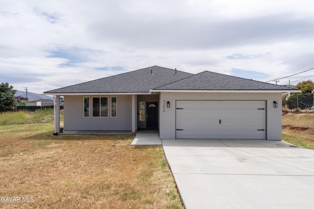 21750 Ripple Lane, Tehachapi, CA 93561