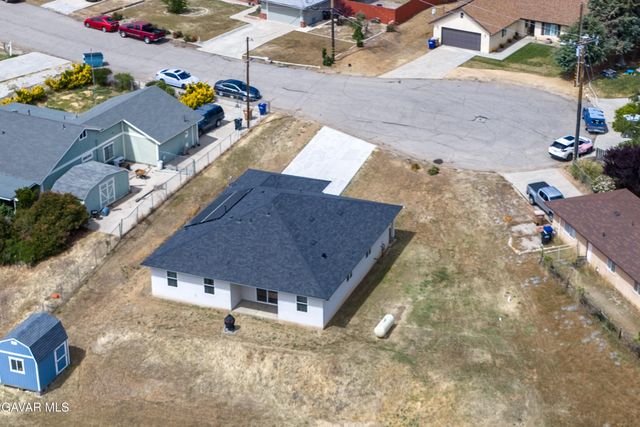 21750 Ripple Lane, Tehachapi, CA 93561